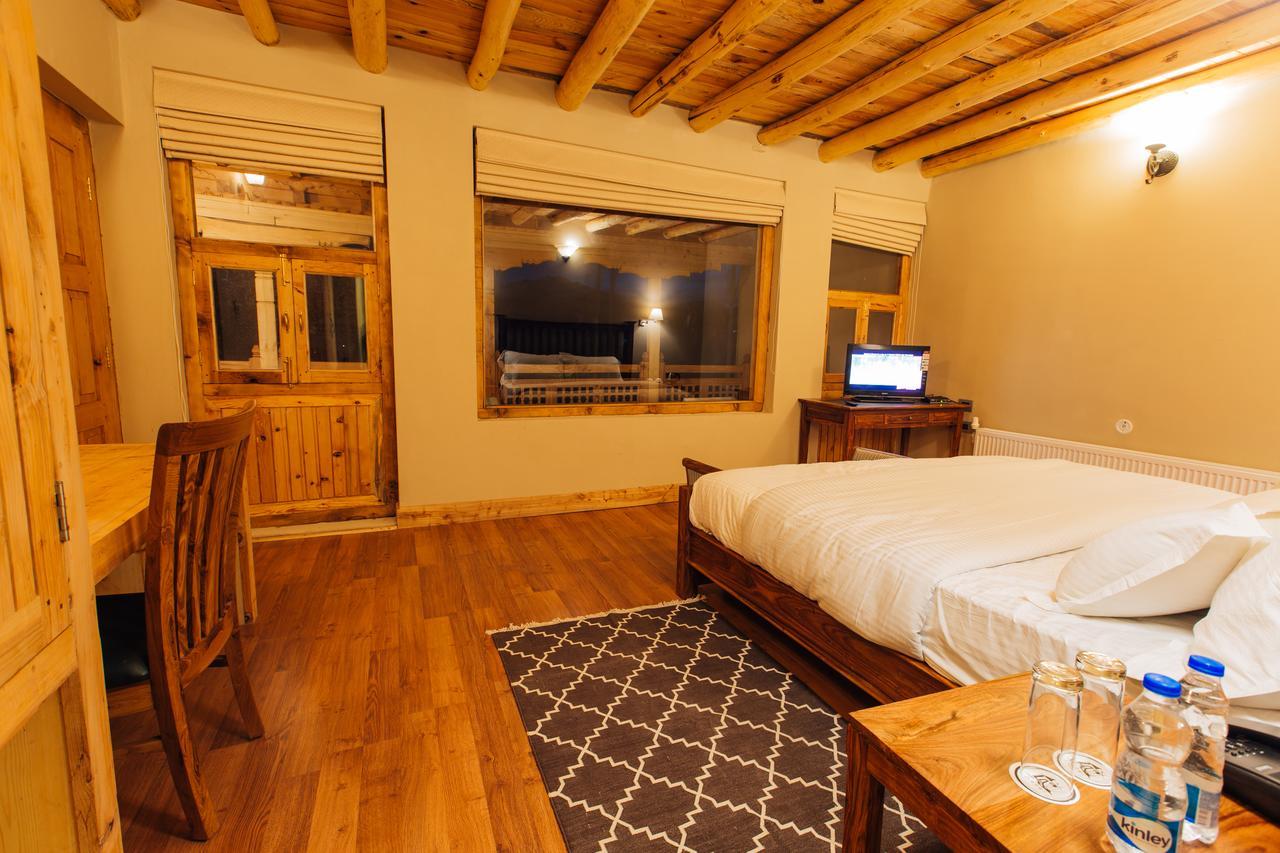 Ladakh Sarai Resort Лех Екстер'єр фото